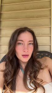 Sydney Brooke Selfie Picture