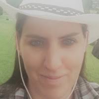 10+ "Lee Bello" profiles