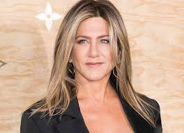 Frizzy medium length haircuts for thick hair 10 Celebrities Who Look Better With Natural Hair Color 10 Who Look Amazing With A Dye Zabawa Wskazowki I Przydatne Informacje Na Temat Zwiazkow I Malzenstwa