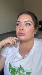 Kayla Keen's Instagram, Twitter & Facebook