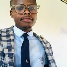 Bronson Reed schließt sich Seth Rollins, Bron Breakker & Paul Heyman an! 🤯  #SNME