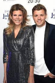 Kim en jaap hebben een drukke tijd achter de rug met het bouwen van hun droomhuis en de verhuizing er naartoe. Ex Miss Kim Kotter Is Kritiek Op Haar Uiterlijk Spuugzat Show Ad Nl