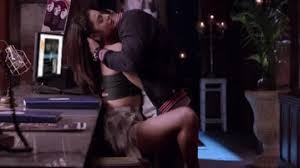 Ragini Mms Returns Season 2 Watch Zee5 Original Series Ragini Mms Returns Season 2 Online Zee5 Divya agarwal and varun sood reviewing altbalaji's ragini mms returns season 2 web series. ragini mms returns season 2 watch
