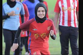 Abg thailand hot model,cewek abg hijab bugil,tikto bugil,abg bokek, cewek cantik kelihatan kintilnya,bigo live bugil,mama mudah bugi. Gara Gara Jago Main Bola Gadis Cantik Berhijab Ini Jadi Viral Bolasport Com
