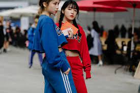 Credited as the original streetwear label, stüssy began as a small graphic tee brand in 1980. Why Are Streetwear Brands Rocking China S Fashion Market