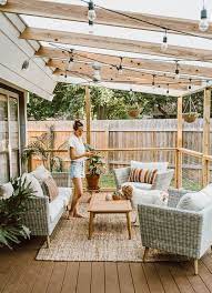 5 Outdoor Spaces That Will Make You Ready For Summer Grace Gathered Girl Outdoor Patio Decor Patio Design Patio Decor