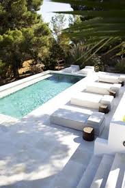 very sharp sand or limestone pool area piscine et jardin piscine amenagement paysager amenagement piscine