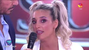 A partir de su participación en showmatch sol pérez ha logrado una importante exposición mediática, por la cual muchos se preguntan por más detalles sobre esta hermosa y voluptuosa rubia argentina. Sol Perez Bailando 2018 Puntaje Del Ritmo De Cumbia Showmatch 2018 Youtube