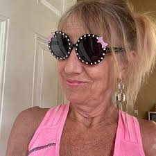 Healthy Blueberry Muffins 🫐  https://themeddish.com/Healthy-Blueberry-Muffins