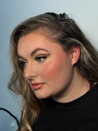 Ariel 1st attempt. pardon my stupid watery eyes 😭