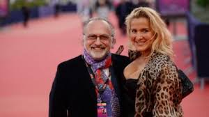 Le mari de la journaliste se confie sur leur vie privée. Natacha Polony Son Mari Perico Legasse Candidat Aux Elections Regionales Femme Actuelle Le Mag