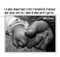 Citations En Images Pour Faire Reflechir Et Remonter Le Moral Mere Teresa Emotions Et Sentiments Paix Citation