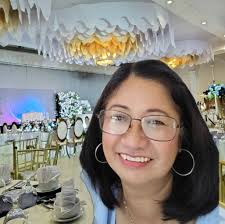 Narito ang buod ng mga kaganapan at ang epekto ng naganap na sunog sa isang  high-rise residential building Hong Kong na kumitil sa buhay ng hindi  bababa sa 44 indibidwal at nag-iwan