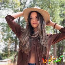 وفي التفاصيل، فقد ظهرت الممثلة باميلا الكيك بكامل أناقتها وهي تقود سيارتها على ايقاع الأغنية الشهيرة التي باتت معروفة بعنوان الطبطبة، وتفاعلت معها بطريقة مميزة. 10 Ù…Ø¹Ù„ÙˆÙ…Ø§Øª Ø¹Ù† ØªØ§Ù†ÙŠØ§ ÙØ®Ø±ÙŠ Ø¯ÙŠØ§Ù†ØªÙ‡Ø§ Ø²ÙˆØ¬Ù‡Ø§ Ø¨Ø·Ù„Ø© Ù…Ø³Ù„Ø³Ù„ Ø¬Ø°ÙˆØ± Ùˆ ÙŠØ§Ø±ÙŠØª Ù…Ø´Ø§Ù‡ÙŠØ± Ø¹Ø±Ø¨ Ù†ÙˆØ¯Ø§