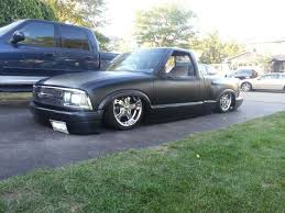 Chevy S10 Body Dropped S10 On Air Mike Pierunek Amazing Clean And All Done By One Talented Man So Proud Of You Babe Lowrider Trucks Chevy S10 Mini Trucks