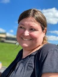 Annette Akins's Instagram, Twitter & Facebook