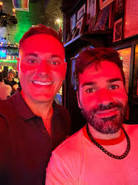 Travis Moser's Instagram, Twitter & Facebook