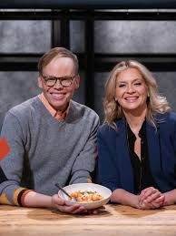TONIGHT! Jeff and I just have tooooo much fun together on #BeatBobbyFlay. Tune in and let's see if our chefs, Thomas Bille and Keegan Andrews, can cook up a spicy dose of