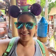 Sharon Cesky (@pineaple35)