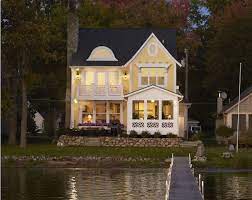 House Plans For Narrow Lots On Waterfront Lake House Plans Waterfront Homes Lakefront Homes