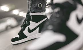 Jordan continued to wear them, however, and their popularity led to the release of the air jordan 2 by nike in 1986. Air Jordan 1 High Og Panda Grailify