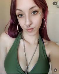 Robyn Turner Ralph Bennett Tammy Marshall All three people I can't stand so  they're all posted just telling nothing but the truth