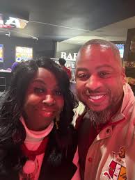 Roderick Richardson's Instagram, Twitter & Facebook