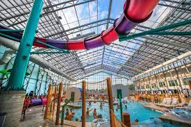 6 Indoor Staycation Destinations Around Michigan Indoor Waterpark Water Park Indoor Attractions