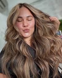 Michell Hernandez Salon