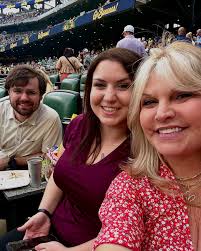 Your Music Plus electrifies 2025 with Keith Urban's new song, “Straight  Line.” Hear it along with exclusive audio from Keith about his music,  career, and life! Only