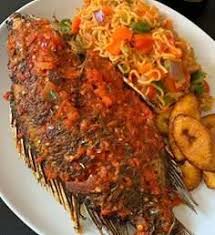 Mchuzi wa samaki is a swahili dish consisting of fish that is cooked in a combination of onions, oil, garlic, curry powder, tomatoes, water, and lemon juice. Uzuri Tambi Ndizi Samaki Kule Kwetu Tunaita Hii Ni Facebook