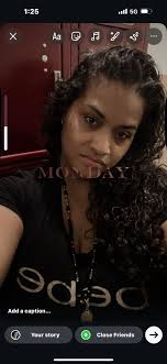 Single woman seeking men in Phoenix