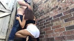 Slutty teen gives amazing head in Alley and almost get caught - XNXX.COM