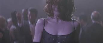 The thomas crown affair is a 1999 american romantic thriller film directed by john mctiernan, written by leslie dixon and kurt wimmer and is a remake of the 1968 film of the same name. Maria Emma On Twitter The Remake Is Way Better And Rene Russo Has Lots Of Sex Appeal Until Today Thomas Crown Affair Made Me Fan Of Rene Russo Exactly One Year