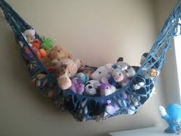 From car seat hammocks to hammock beds, there are plentiful of options you can consider for your pets. 12 Diys To Make A Stuffed Animal Hammock Guide Patterns