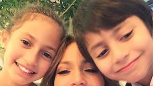 2020 People's Choice Awards News, Pictures, and Videos