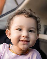 Akan jadi Kakak, 9 Potret Iona Rose Anak Dahlia Poland-Fandy