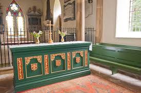 An altar is an area in the twisted treeline that grants vision and a powerful buff to the team that controls it. Altar Definition Illustrated Dictionary Of British Churches History And Architecture