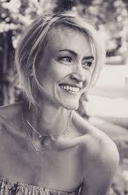 Heather Hamilton's Instagram, Twitter & Facebook