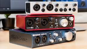 The best audio interface for macbook pro and other apple products would have to be the avid mbox as the best device to complement the powerful hardware of your laptop. Top 7 Best Audio Interface For Beginners 2021 Review