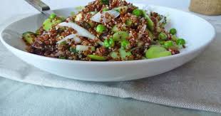 Salade De Quinoa Rouge Aux Feves Et Petits Pois Frais Vegan Sans Gluten Recette Salade De Quinoa Rouge Petit Pois Frais Salade De Quinoa