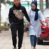 She is a celebrity singer. Https Encrypted Tbn0 Gstatic Com Images Q Tbn And9gcqn8yhyz1rgzuj7mfqhw8vws69 Imzmz7fsnfb0udf9zordid U Usqp Cau