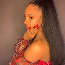 Millie Sinclair Fashion Stylist