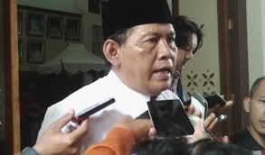 Namun, kata yaqut, bendera yang dibakar merupakan simbol hizbut tahrir indonesia (hti), organisasi yang dibubarkan pemerintah dan dinyatakan terlarang sejak juli 2017. Mui Kabupaten Garut Bakar Bendera Tauhid Hukumnya Haram