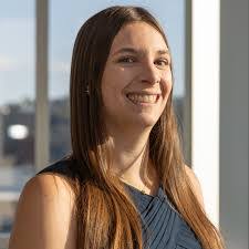 Jenna Bender's Instagram, Twitter & Facebook