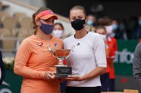 Iga swiatek wins french open 2020 women's singles title. France Paris Tennis Roland Garros French Open Women S Doubles Final Gallery Social News Xyz