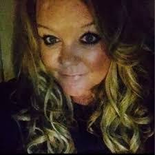 Jennifer Makowski's Instagram, Twitter & Facebook