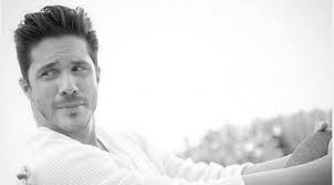 Μήπως ό σύγχρονος πύραυλος που πρωτοκασκευάστηκε από γερμανούς γνωρίζεις ότι βασίζεται σέ 4 εξισώσεις τού υπερμαθηματικού κωνσταντίνου καραθεοδωρή, σ' αυτόν οπού ό άϊνσταϊν δήλωσε ότι χρωστεί πάσαν γνώση τού. Nikos Oikonomopoylos I Love Style