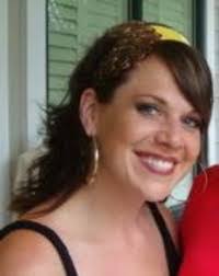 Amber Dear's Instagram, Twitter & Facebook