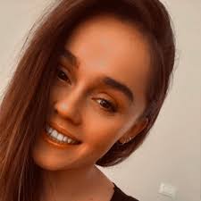 Pershendetje Joq, Une jam nje vajze shqiptare 20 vjec , dhe deshiroj te  largohem drejt italise , pasi jam shtatzene , kam probleme financiare , dhe  babai i femijes nuk e do